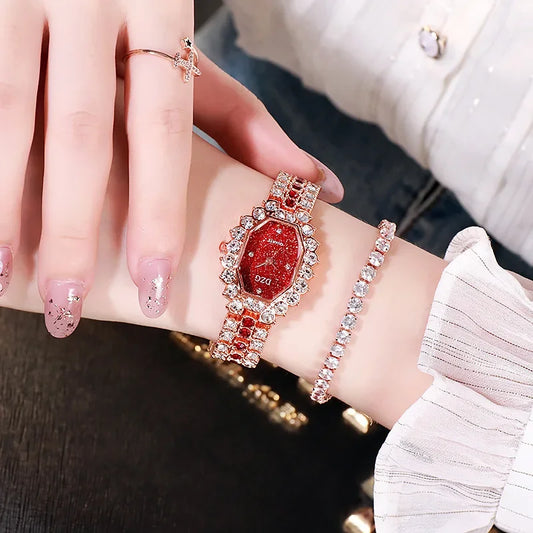 New Ladies Watch Bracelet Square Watch Full Diamond Ladies Watch Fashion Casual Starry Sky Watch