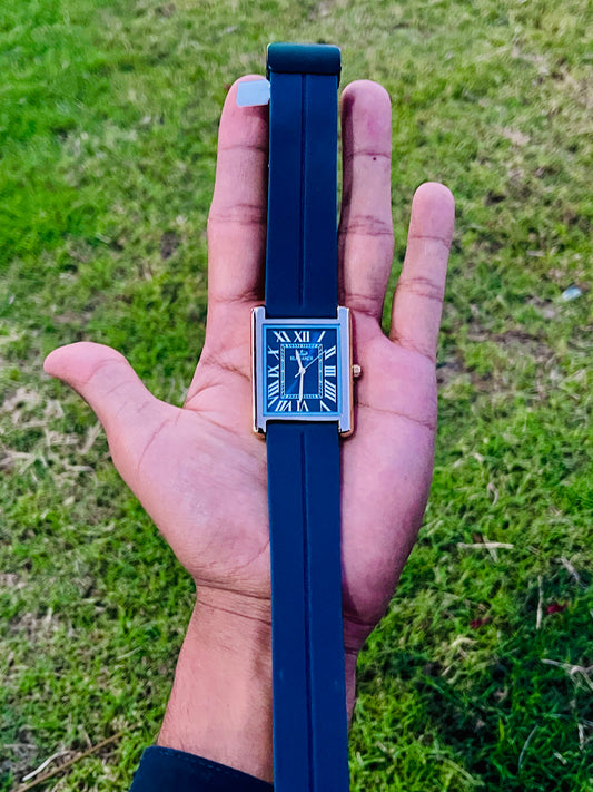 Elegance Tank B/S/B Old Money Watch